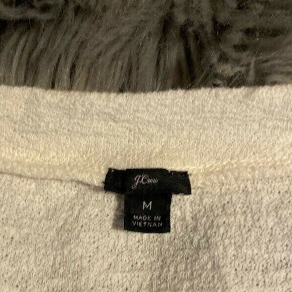 J CREW Faux Wrap Top in Textured Crepe Bright Ivory Size Medium - Picture 4 of 4
